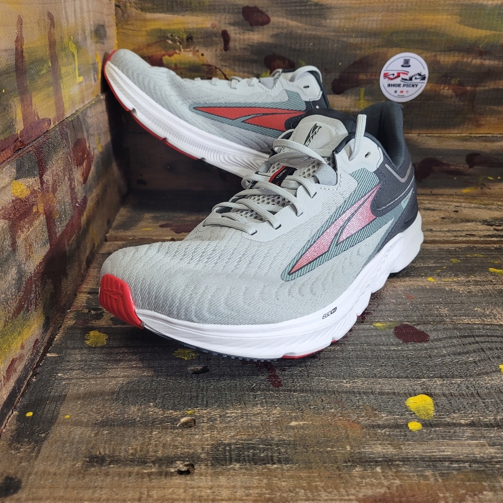 Men Altra Torin 6 athletic shoes size 9.5, 13 new